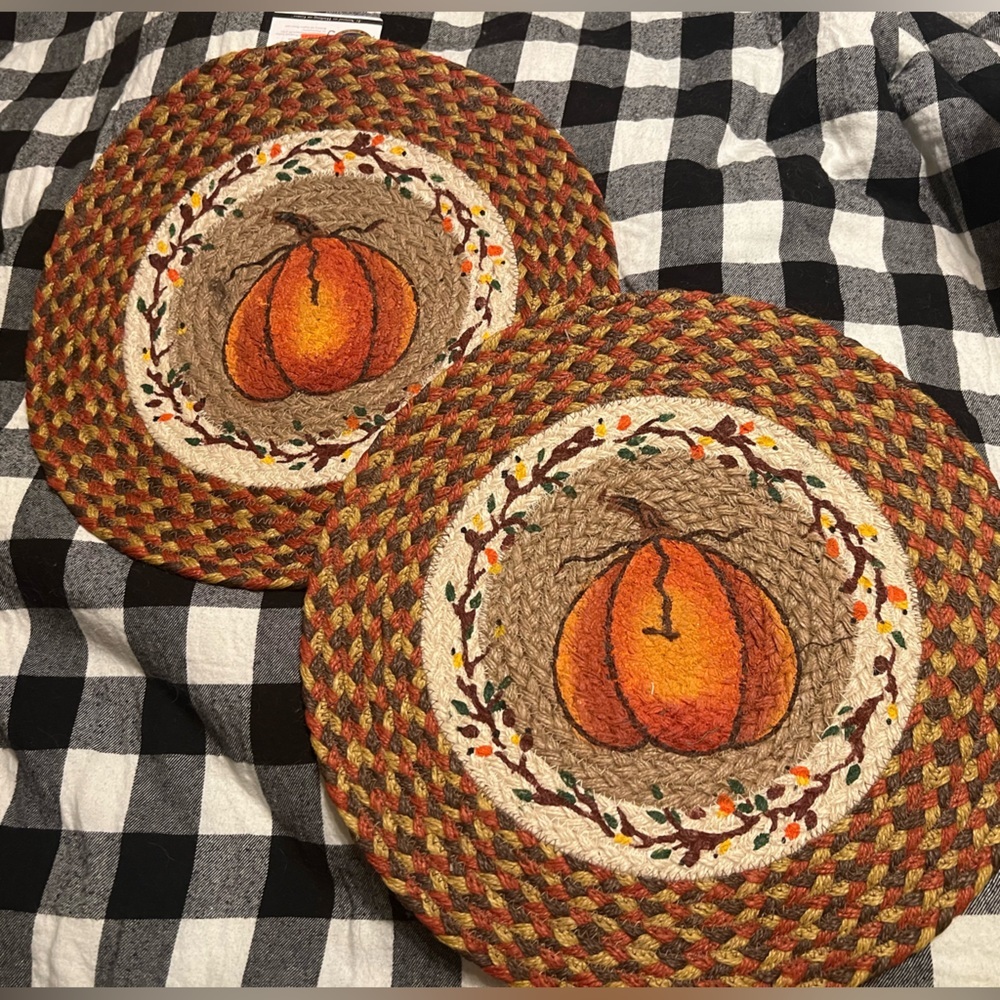 NWT-2, 100% Natural Jute Fiber Placemats/Hot Plates